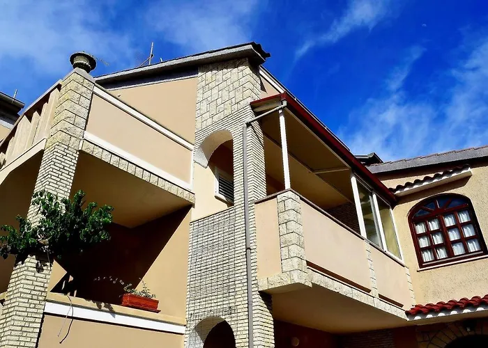 Zoro Apartment Palit