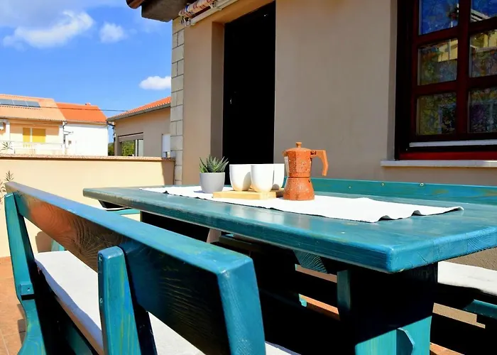 Zoro Apartment Palit