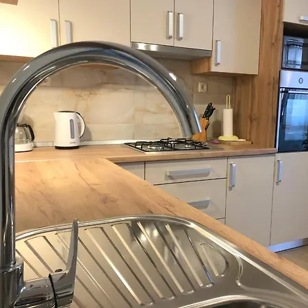 Zoro Apartment