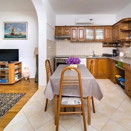 Apartment Zoro *