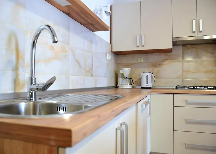 Zoro アパート Palit